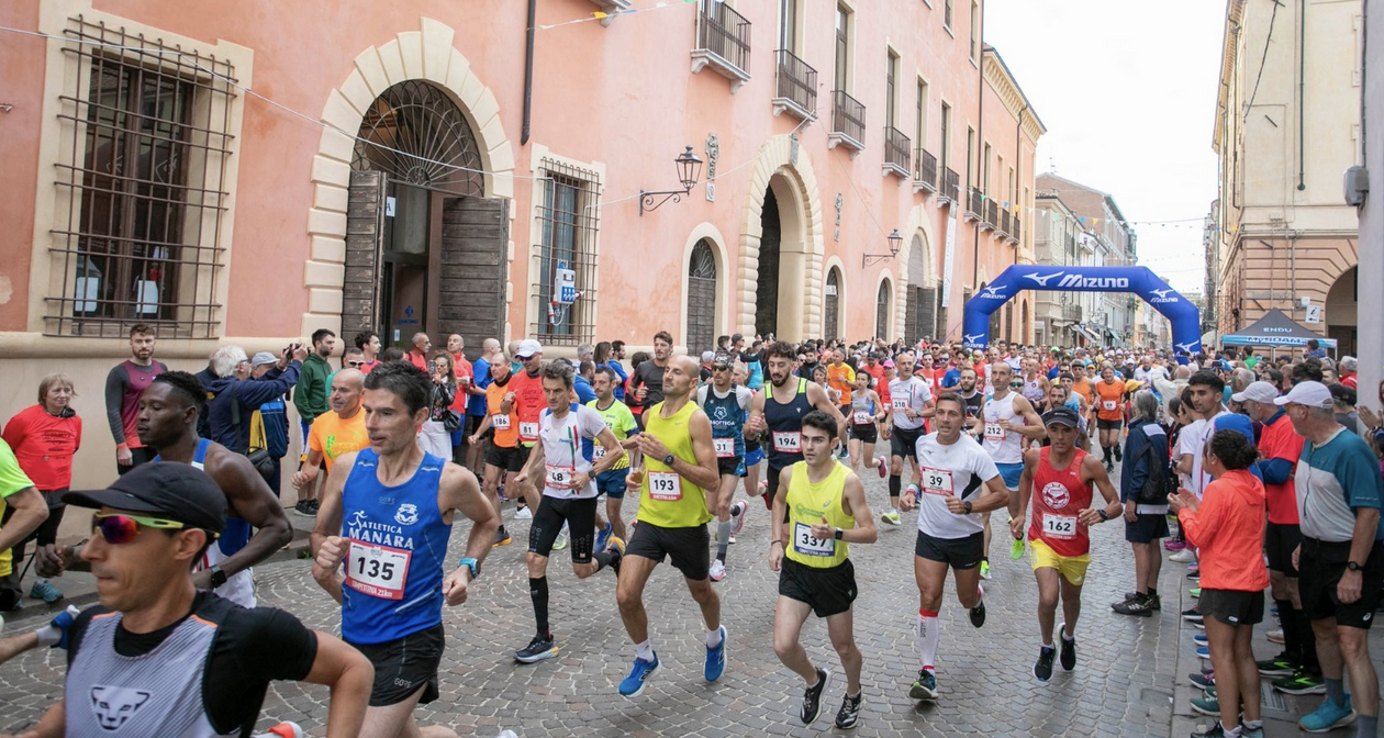 Mezza maratona 2025 Guastalla  –  donati € 4.000,00  ad Amici DHO Guastalla ODV.